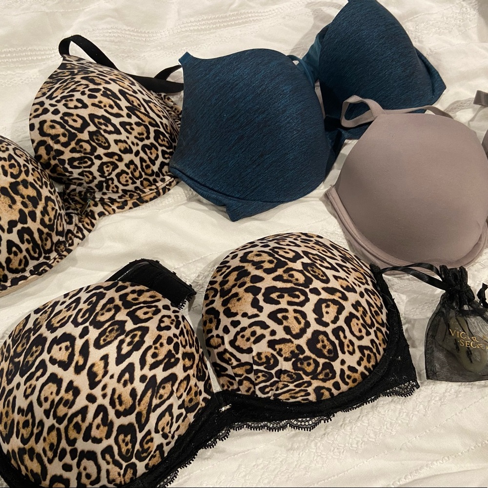 4 Victoria’s Secret Bras size 36C